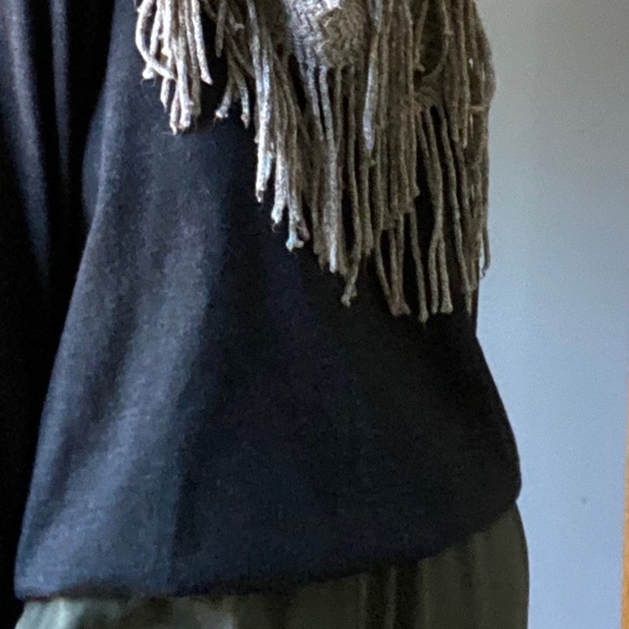 BP Chunky Infinity  Fringe Scarf - Picture 5 of 8